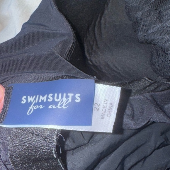 Swimsuits For All Black Crochet Lace Swim Dress One Piece Size 22 - Picture 7 of 7